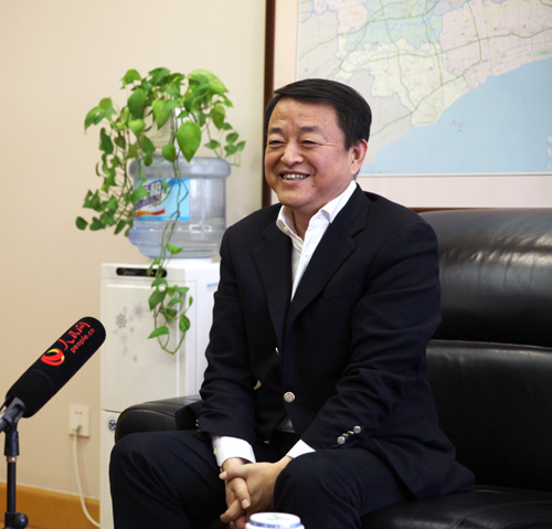 �Ϻ����h�Ѕ^(q��)ί��ӛ�w����������ȫ �z��