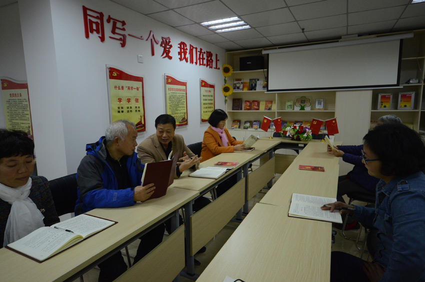 ������^(q��)�h�T�W(xu��)��(x��)��������r�� �z