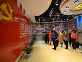 �ϲ���ɽ�(zh��n)�ɏ���Ƭ���h��Ʒ��